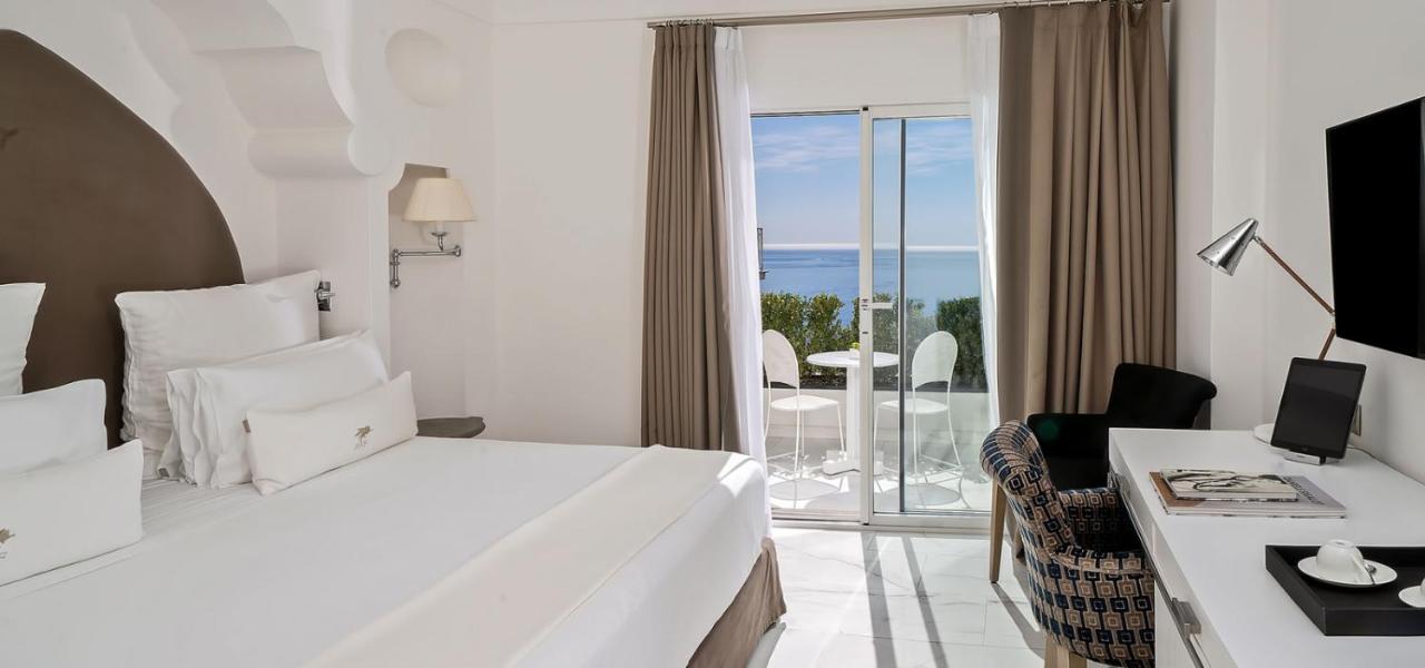 Deluxe Double Room Lateral Sea View